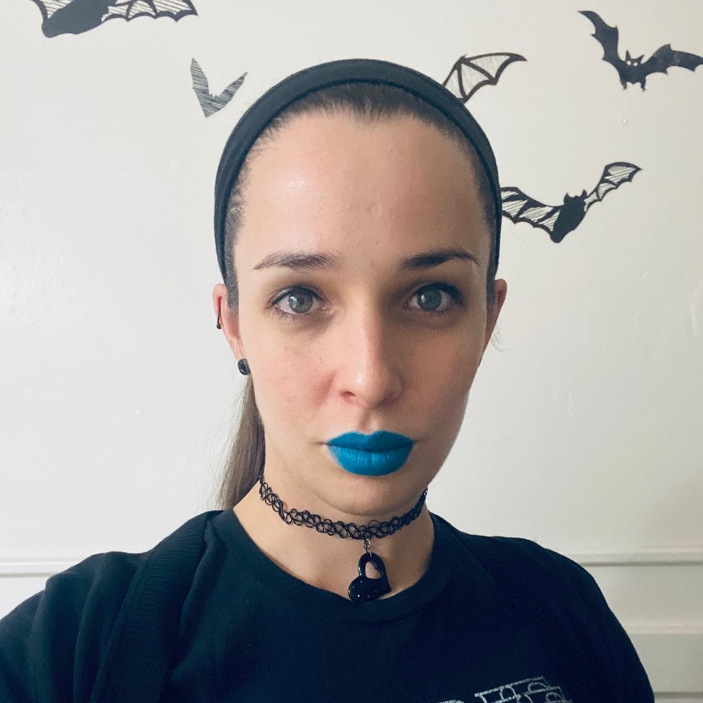 Meet your Posher, Carrie